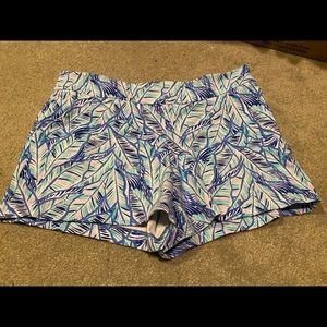 Lilly Pulitzer Makenna Ponte Shorts in Let’s Mango